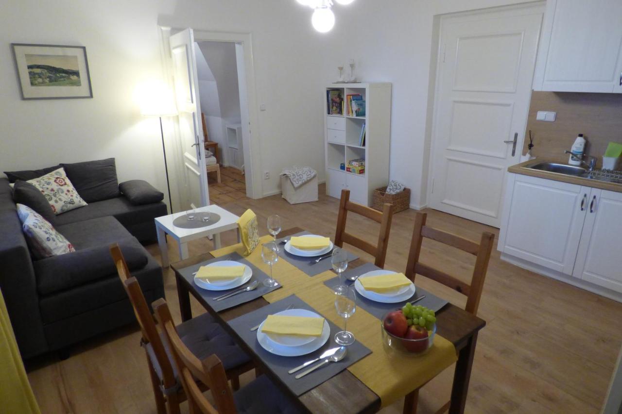 Apartman V Betelu Chrastava Eksteriør bilde